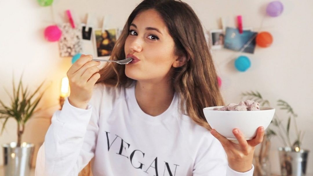 veganleo.jpg