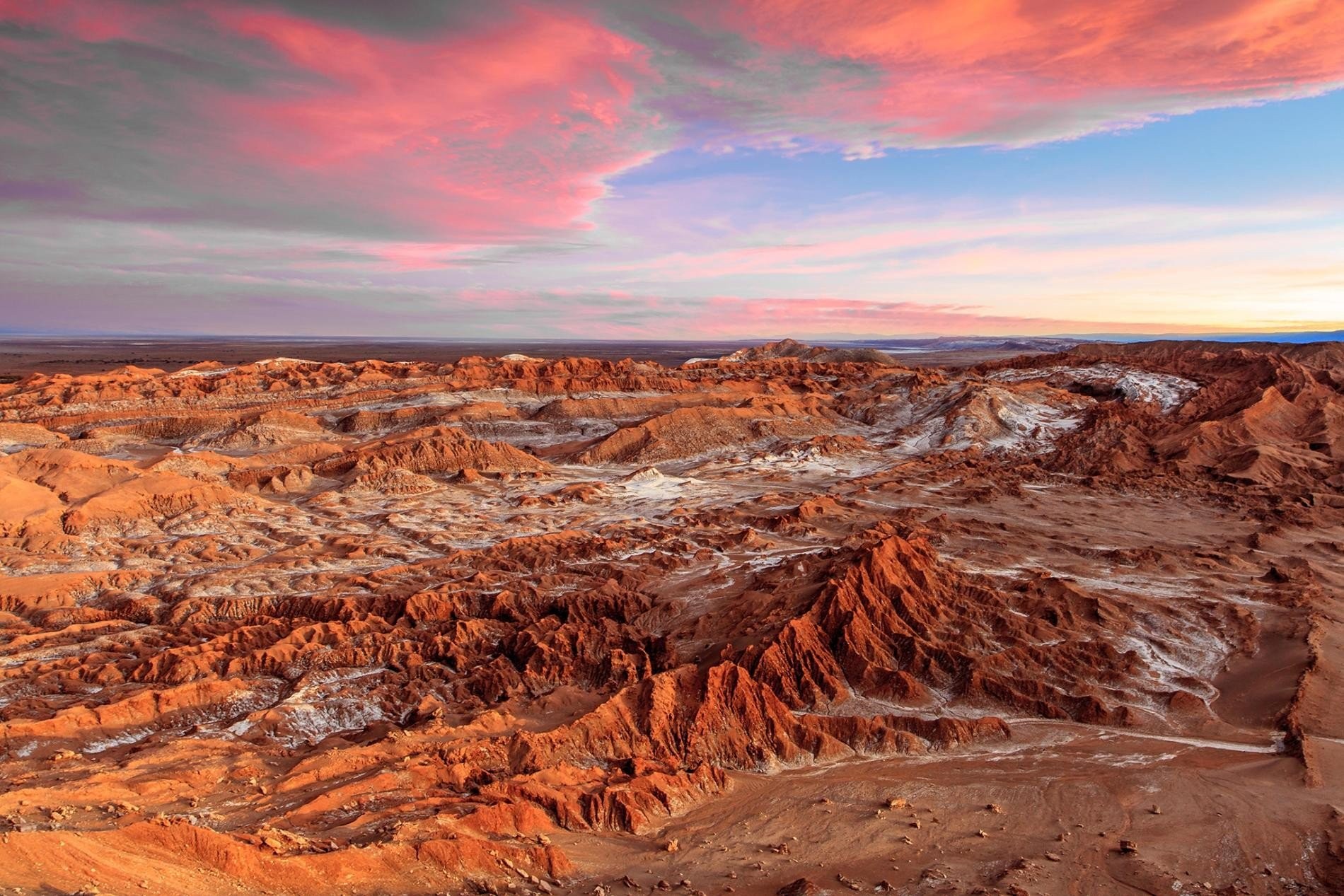 valley-moon-atacama-desert.jpg