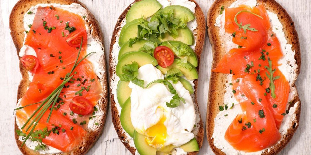 food-ideas-protein-breakfast-glow-magazine.jpg