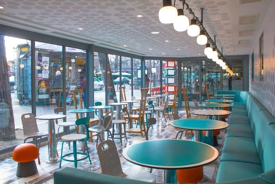 7796319762-le-nouveau-decor-mcdo.JPG