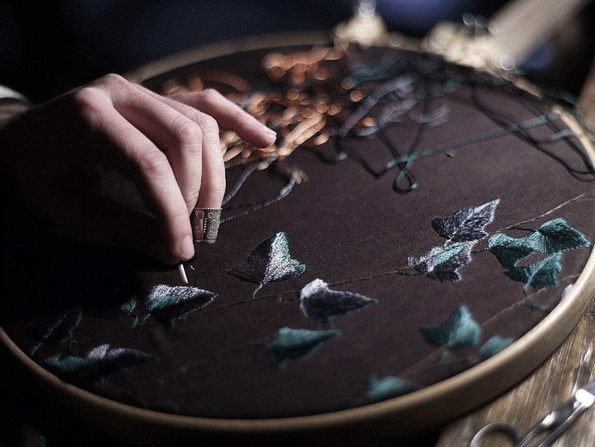 embroidered-2-005261.jpg