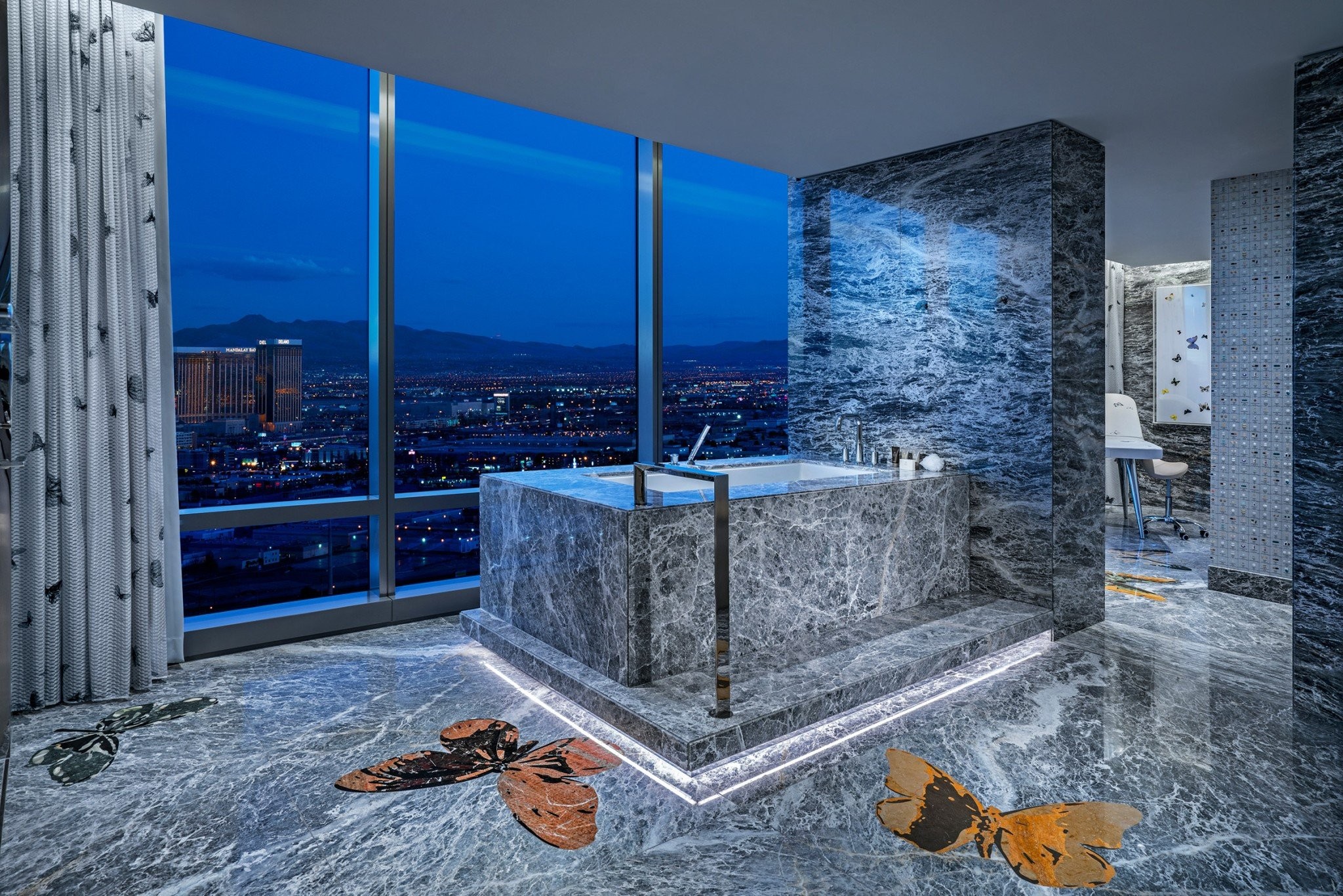 empathy-suite-damien-hirst-interiors-hotel-las-vegas-nevada-usa-dezeen-2364-col-3.jpg empathy-suite-damien-hirst-interiors-hotel-las-vegas-nevada-usa-dezeen-2364-col-3.jpg