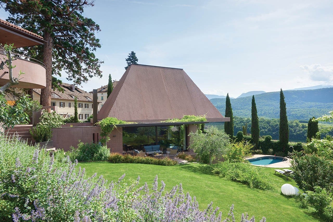 urlaubsarchitektur-villa-baronessina-ansicht-002-credit-juergen-eheim.jpg
