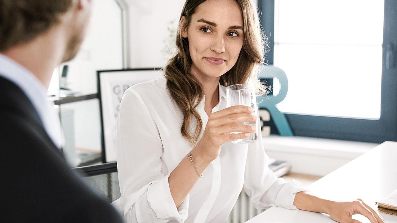 confused-work-water-hydration-glow-magazine.jpg
