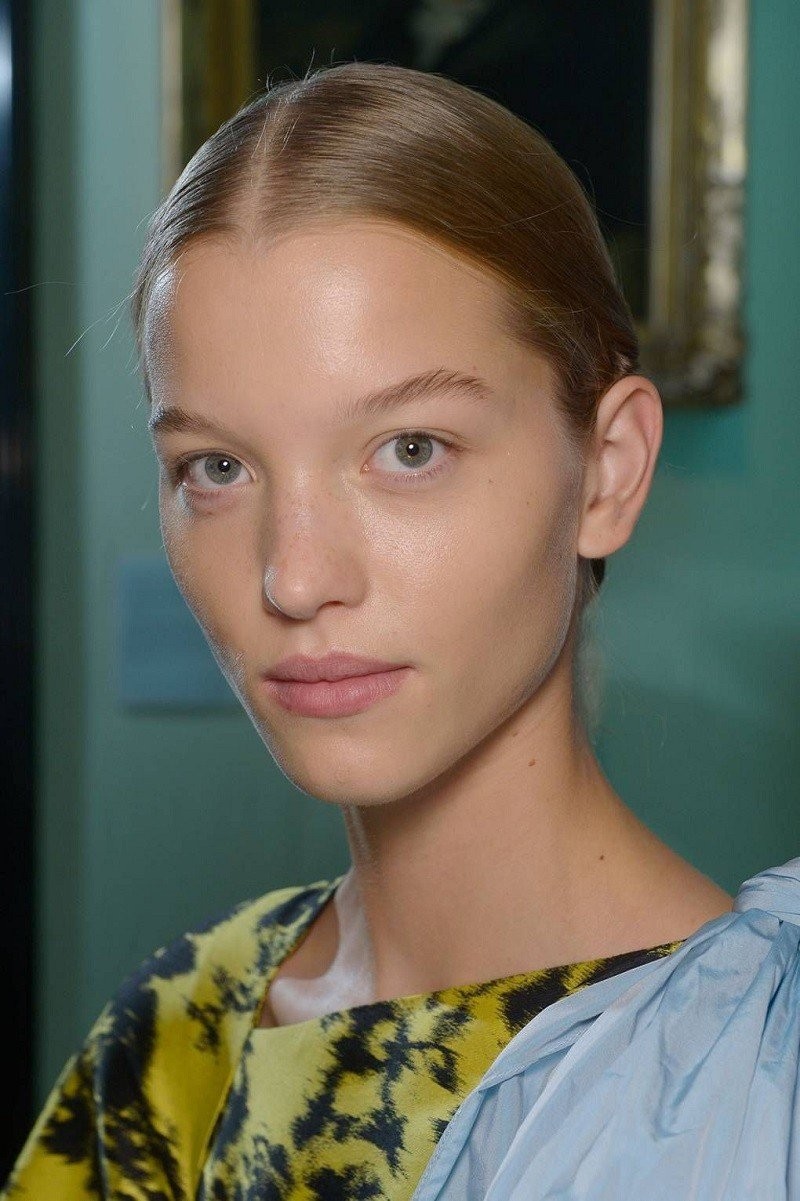 hydrating-face.jpg