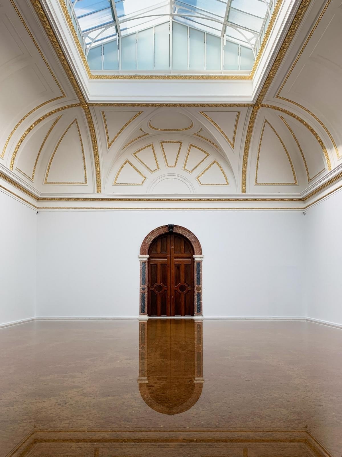 antony-gormley-royal-academy-06.jpg