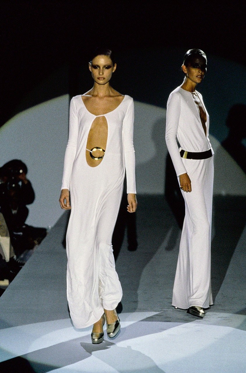 gucci-fall-1996-rtw-44-kirsty-hume.jpg