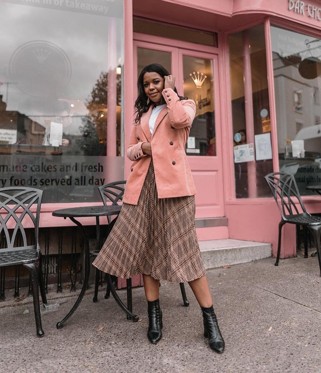 how-to-wear-midi-skirts-2.jpg