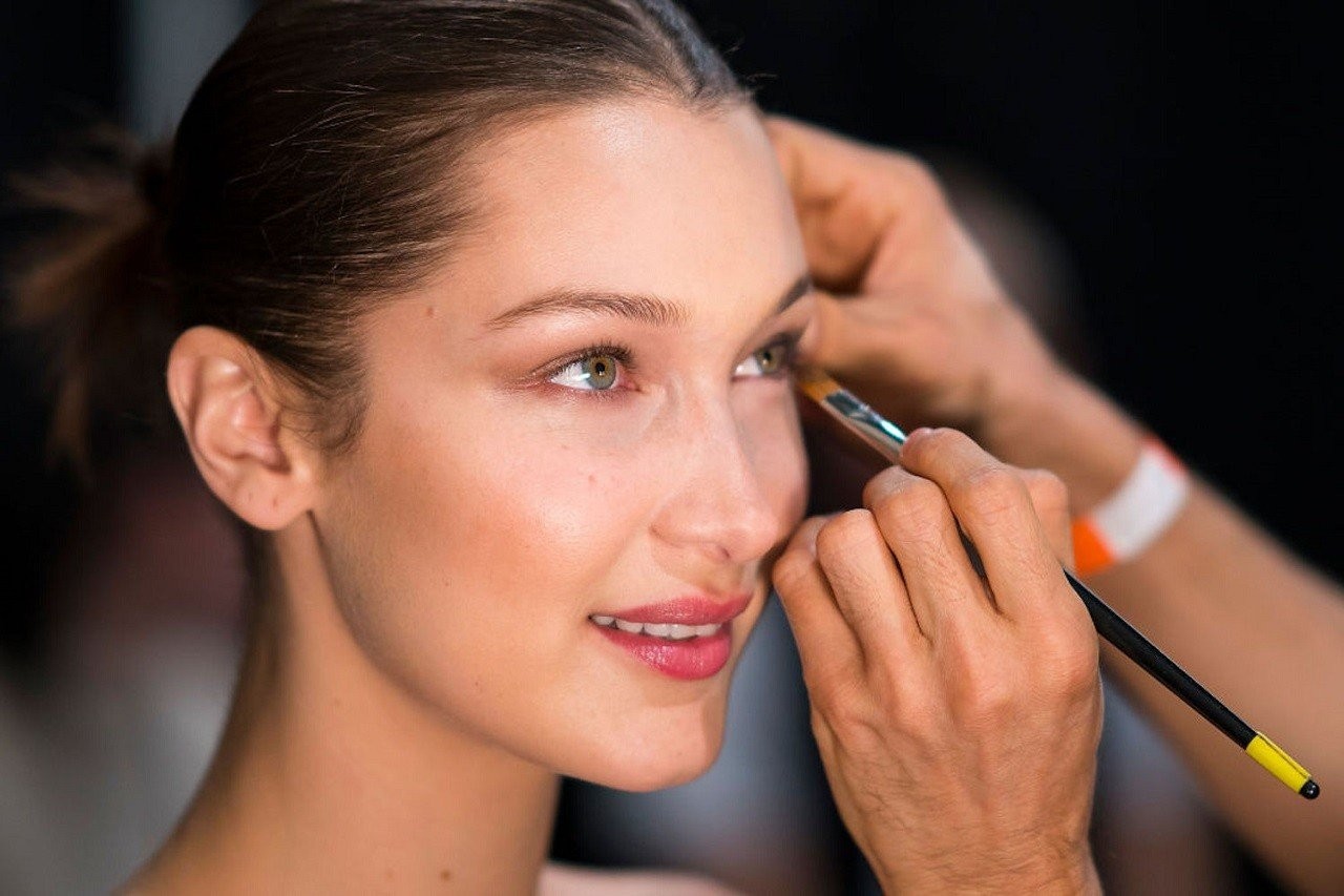 bella-hadid-headerrr.jpg