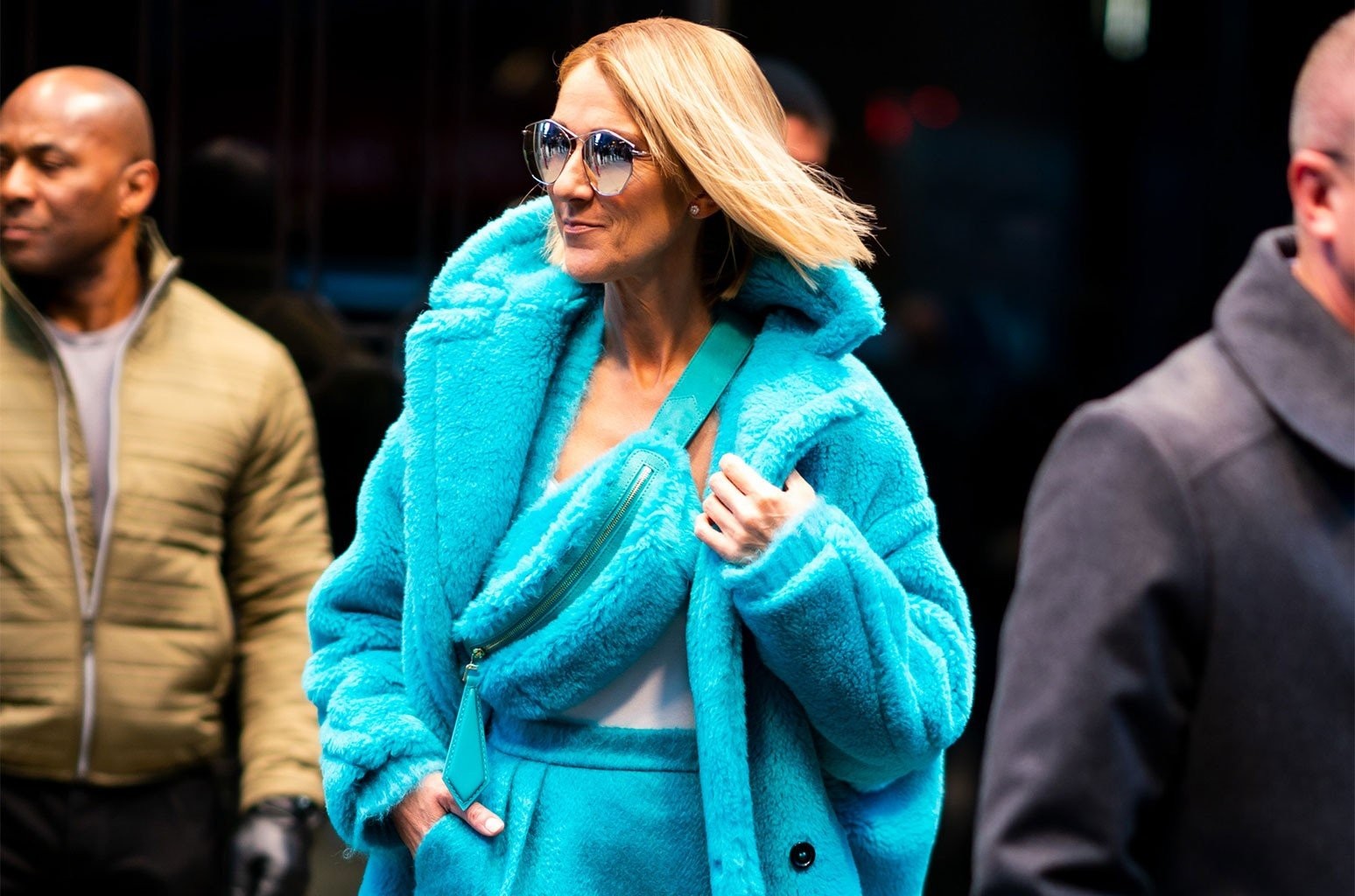 celine-dion-ellada-MZejY.jpg