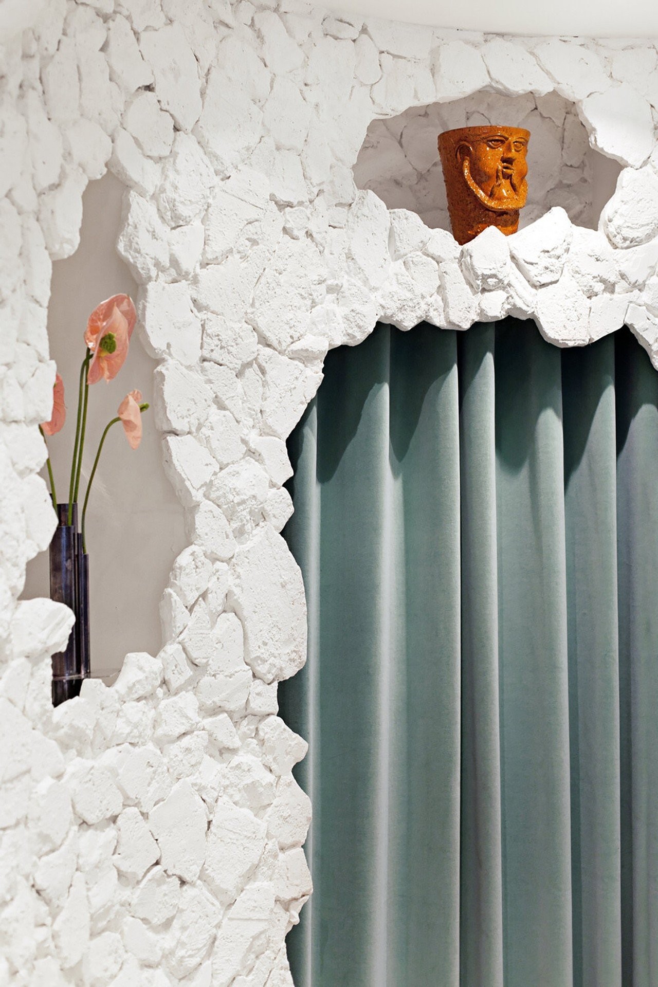 03-flowershop-grotto-ldcbrice-chatenoud-POArH.jpg