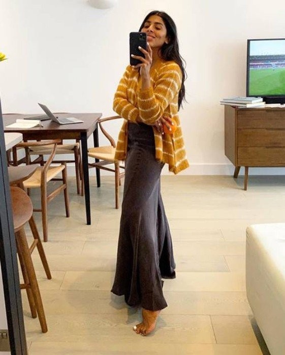 knitted-with-skirt.jpg