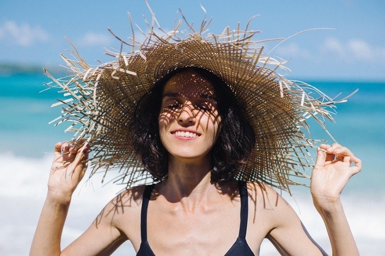stocksy-summer-straw-hat-duet-postscriptum.jpg