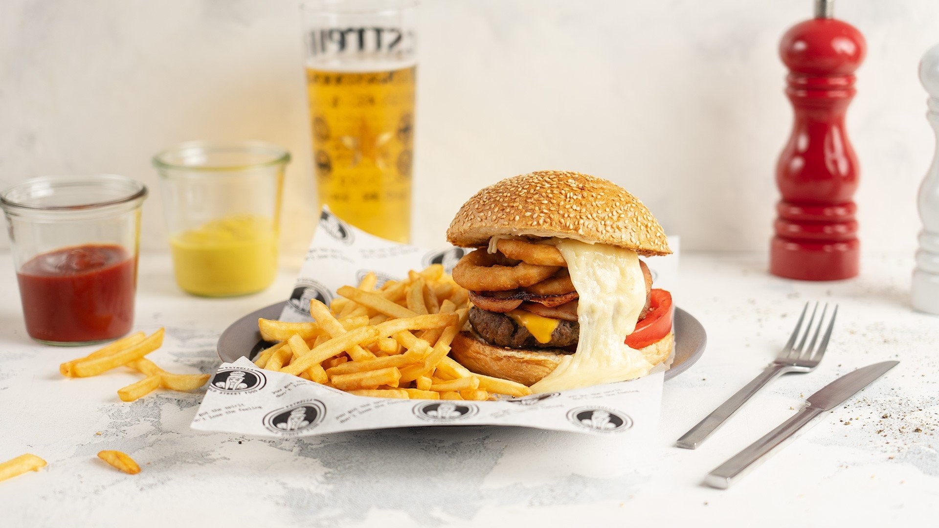 loaded-cheeseburger-1.jpg
