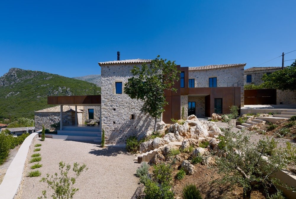 rusted-mill-house1.jpg