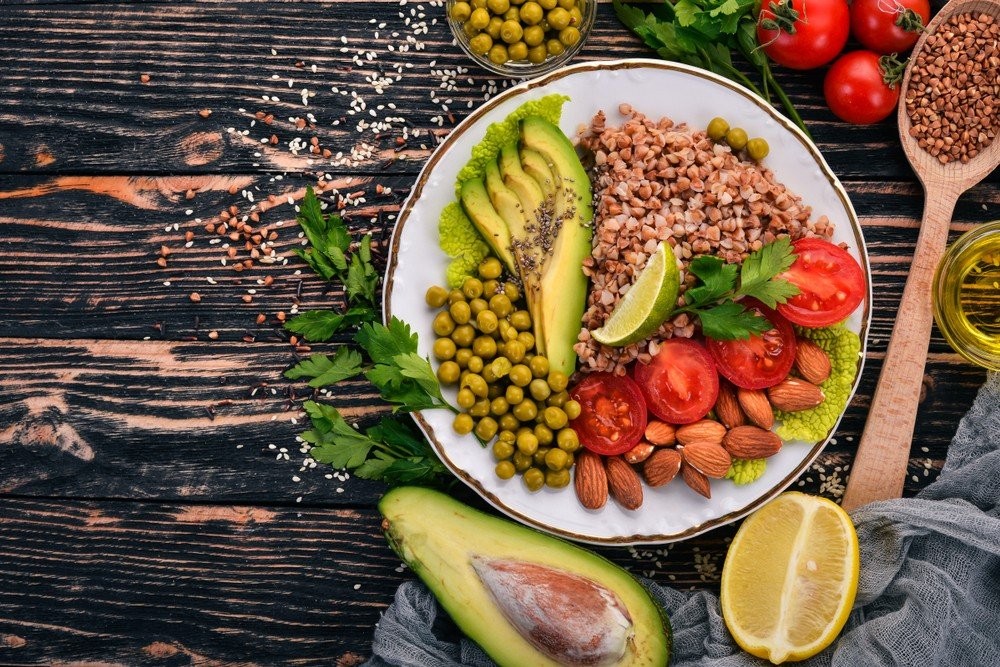shutterstock-1021831948-vegetarian-plate.jpg