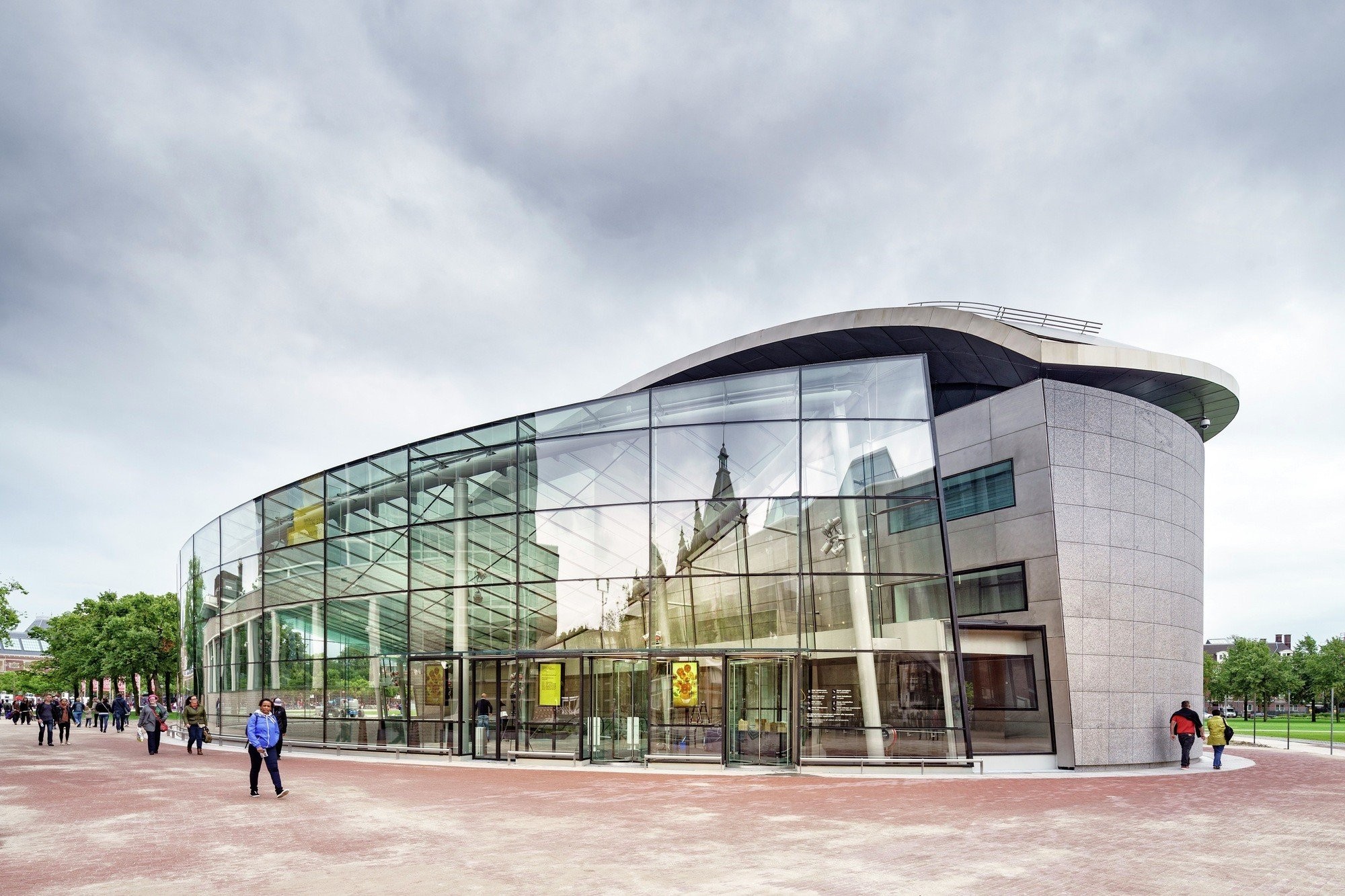 vangoghmuseum.jpg