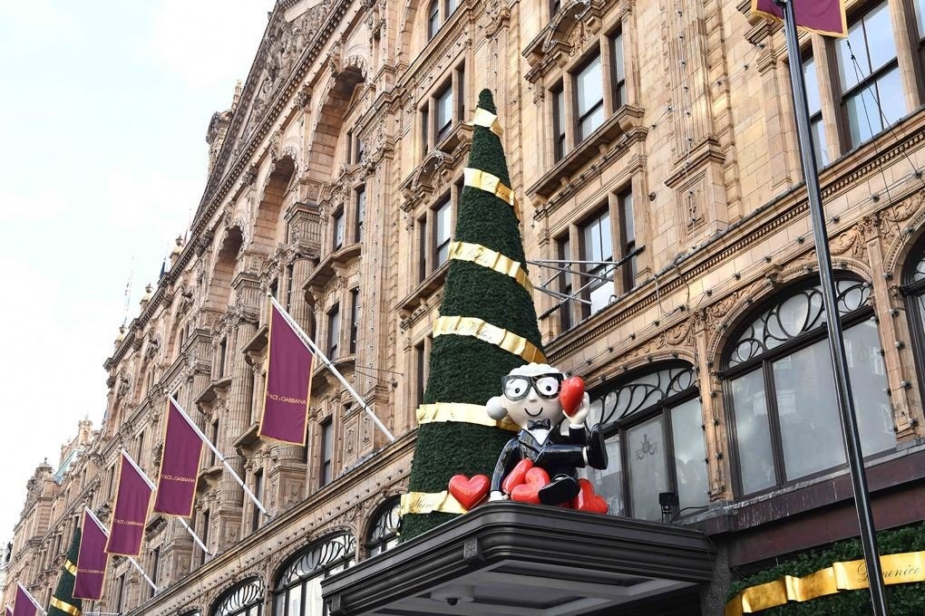 window-harrods-2.jpg
