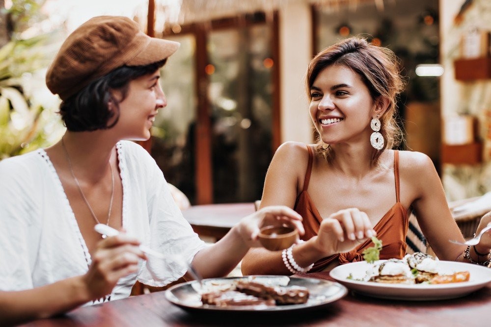 dinning-out.jpg