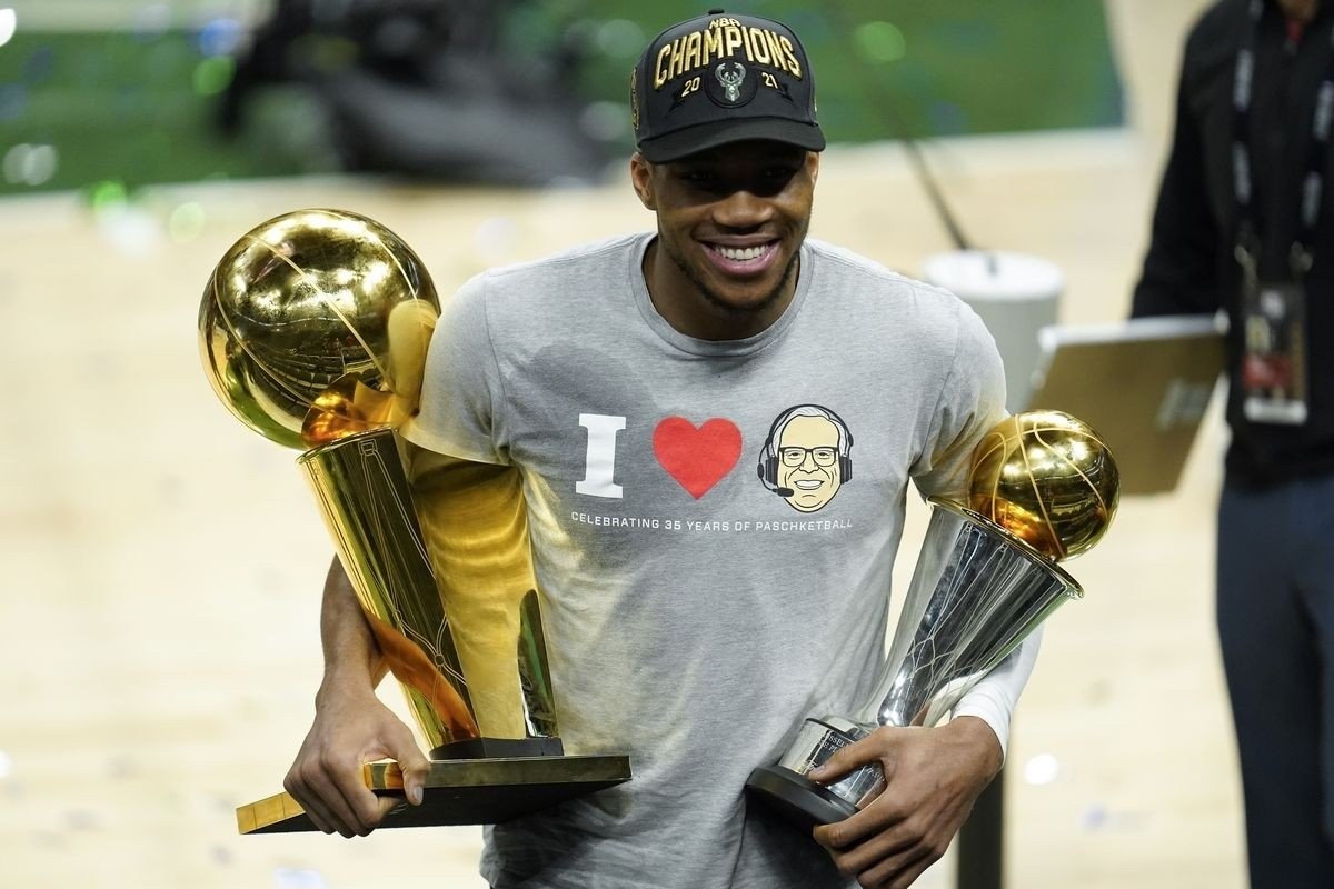 antetokounmpo-PHkJ6.jpeg