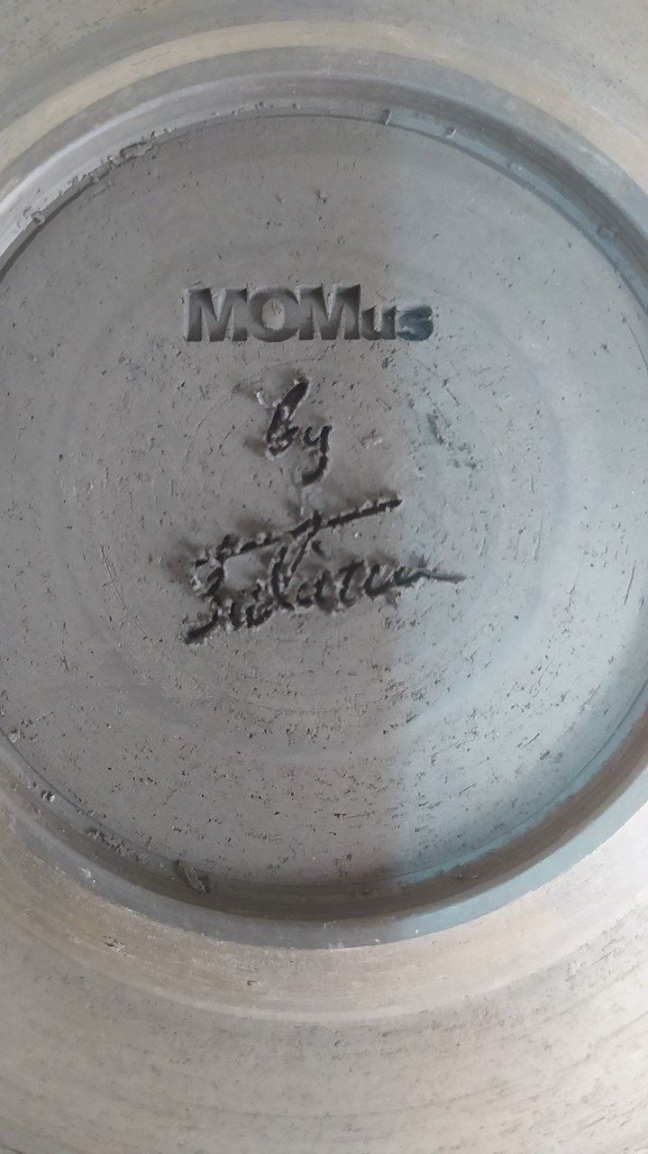 vavatsis-momus.jpg