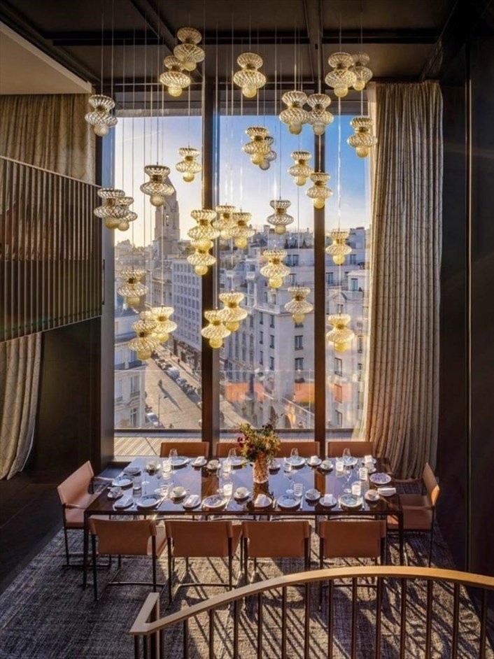 anoikse-tis-portes-tou-to-uperpoluteles-bulgari-hotel-tou-parisiou-2-ACZ57.jpg