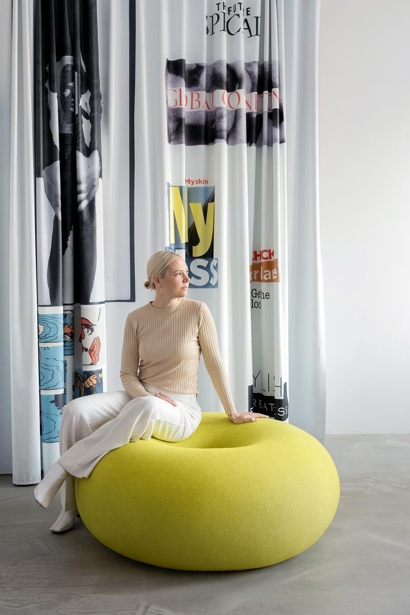 https-hypebeastcom-wp-content-blogsdir-6-files-2021-05-sabine-marcelis-hem-the-boa-pouf-furniture-design-release-price-colors-2-Jy3Jk.jpg