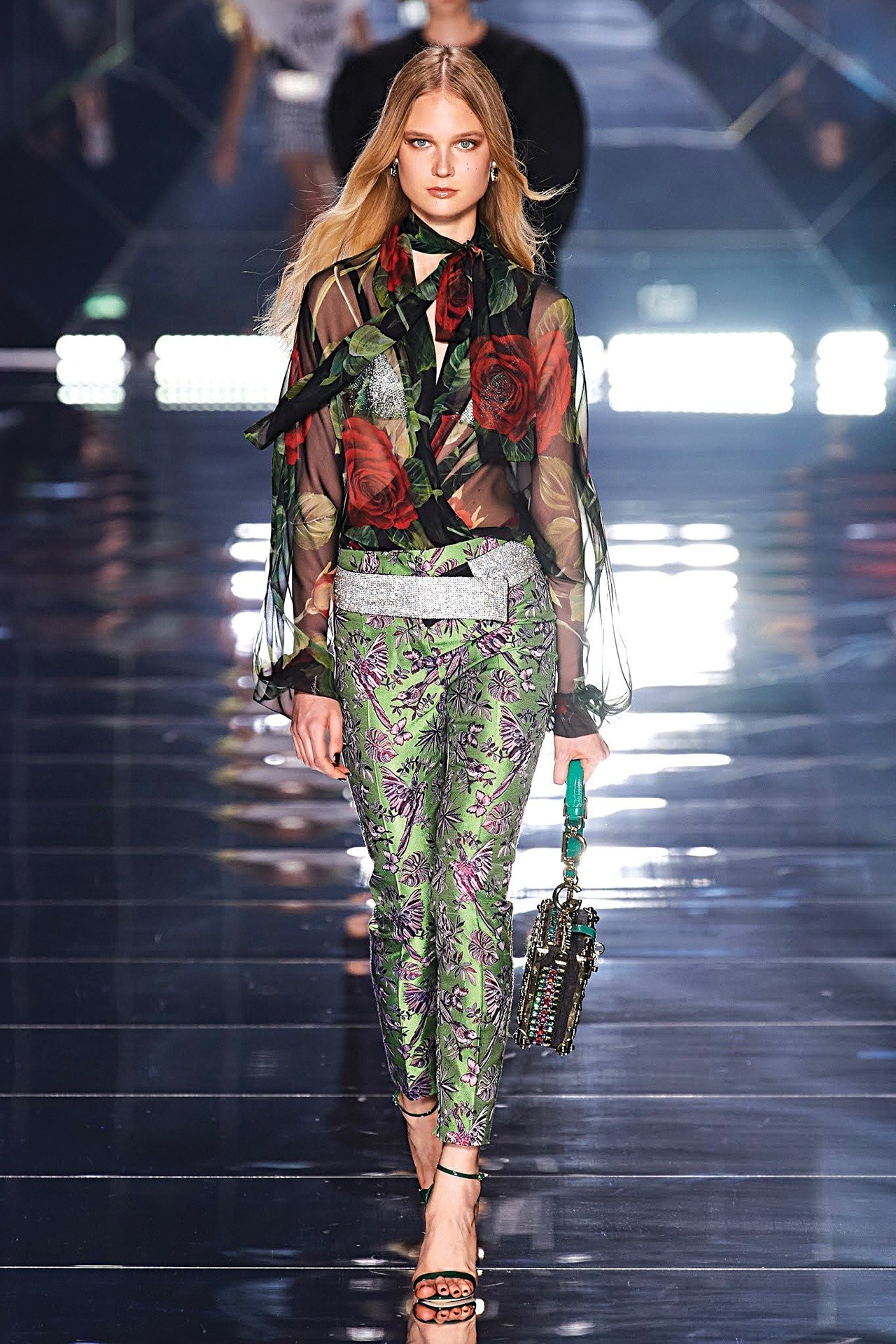 dg-rtw-spring-2022-25.jpg