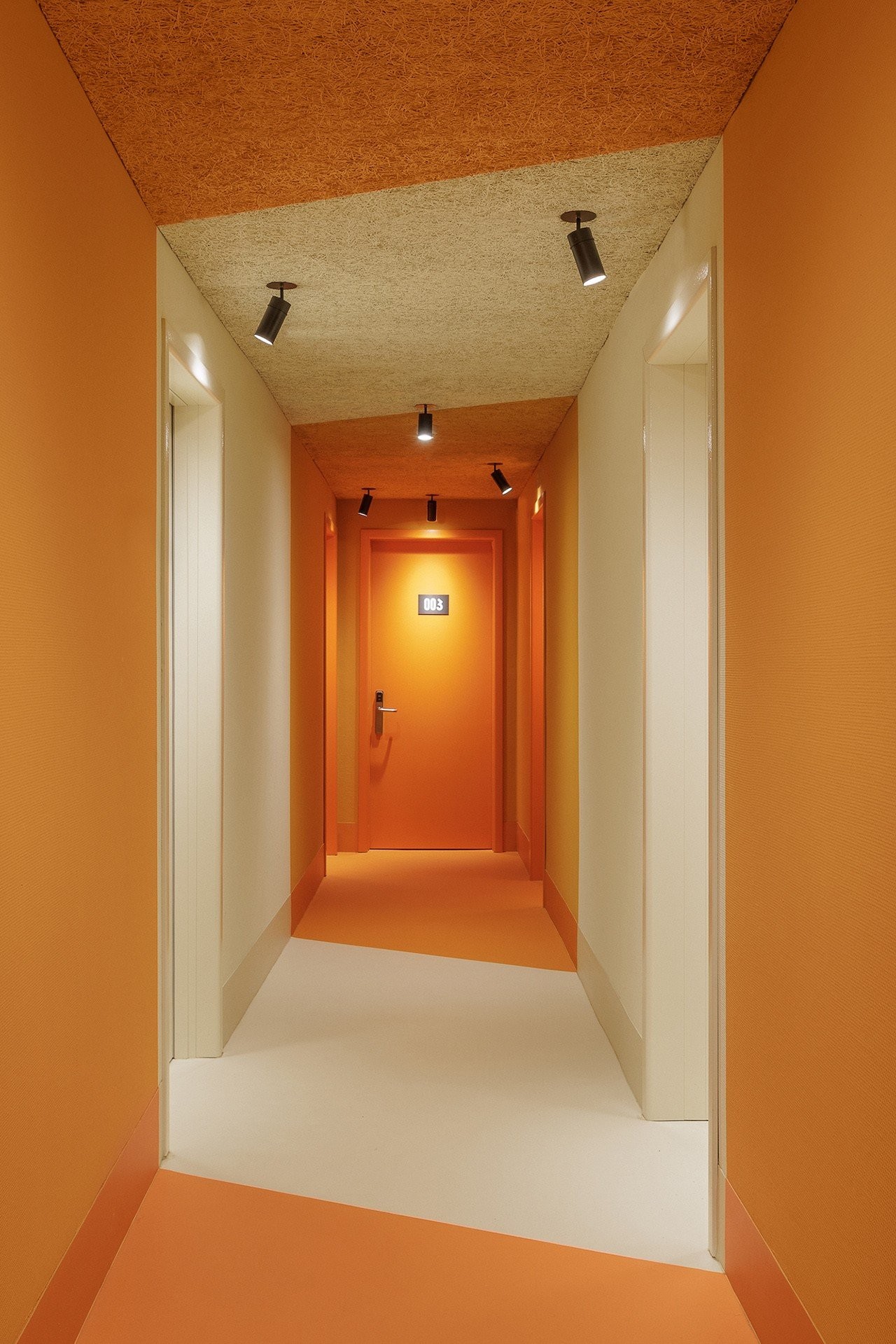 pierattelliarchitetture-yellow-square-ph-iuriniccolai-lr-09-vpCfd.jpg
