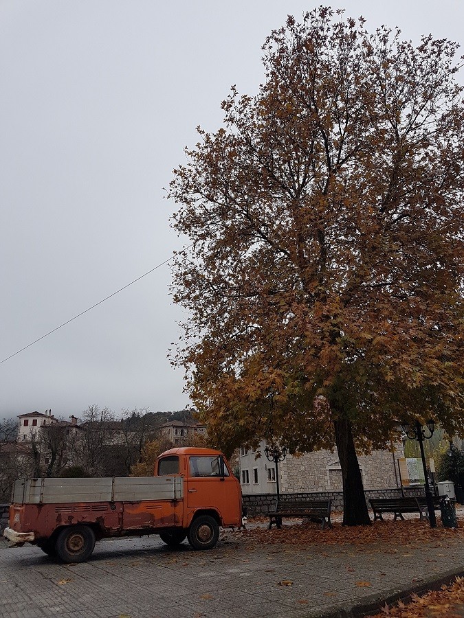 plateia-valtesiniko.jpg