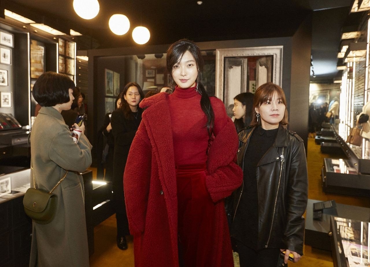 sunghee-kim-in-max-mara-model8.jpg sunghee-kim-in-max-mara-model8.jpg