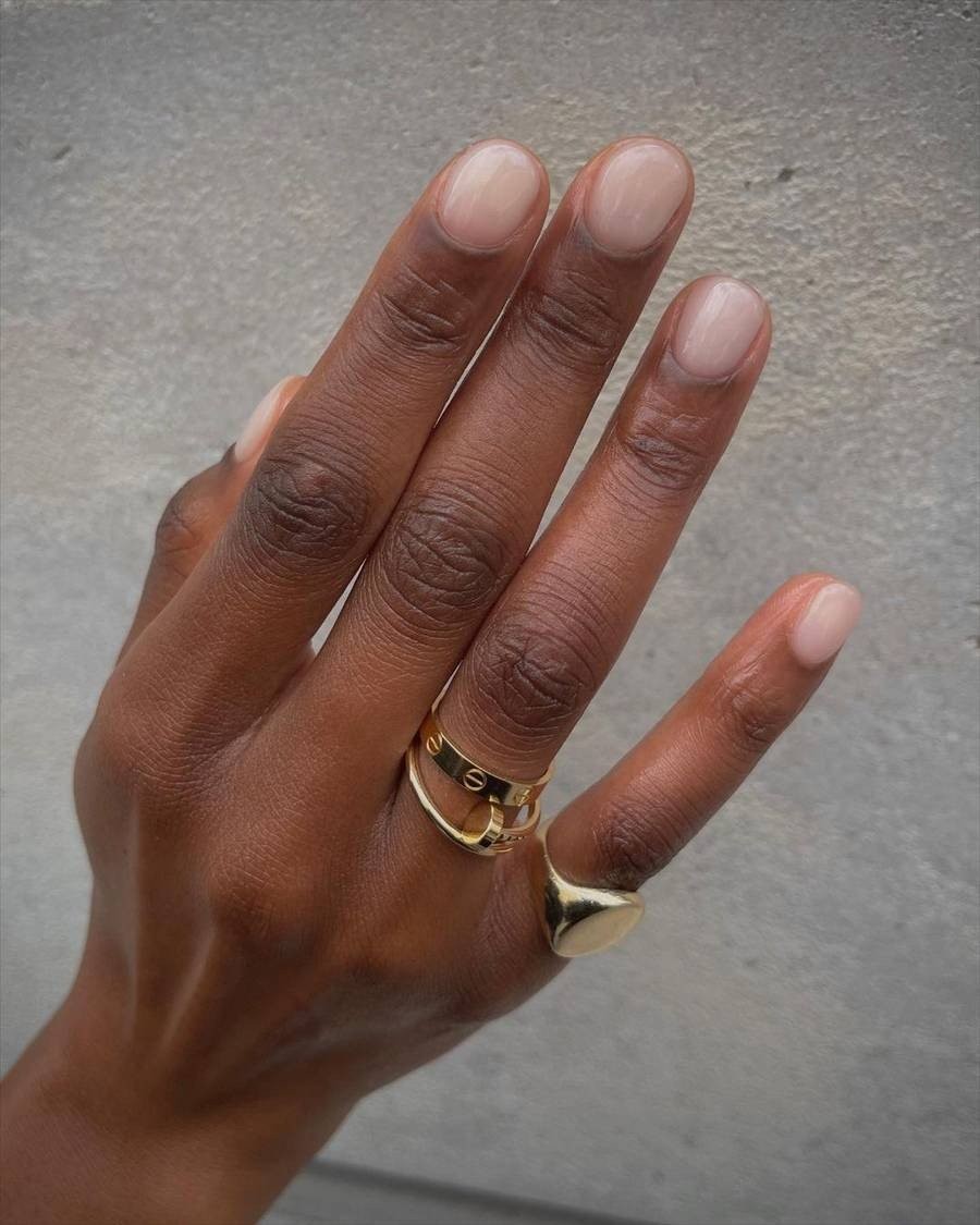 nails-niude.jpg