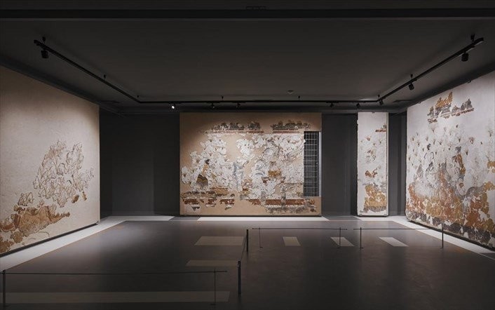 thiraikes-toixografies-o-thisauros-tou-proistorikou-aigaiou.jpg