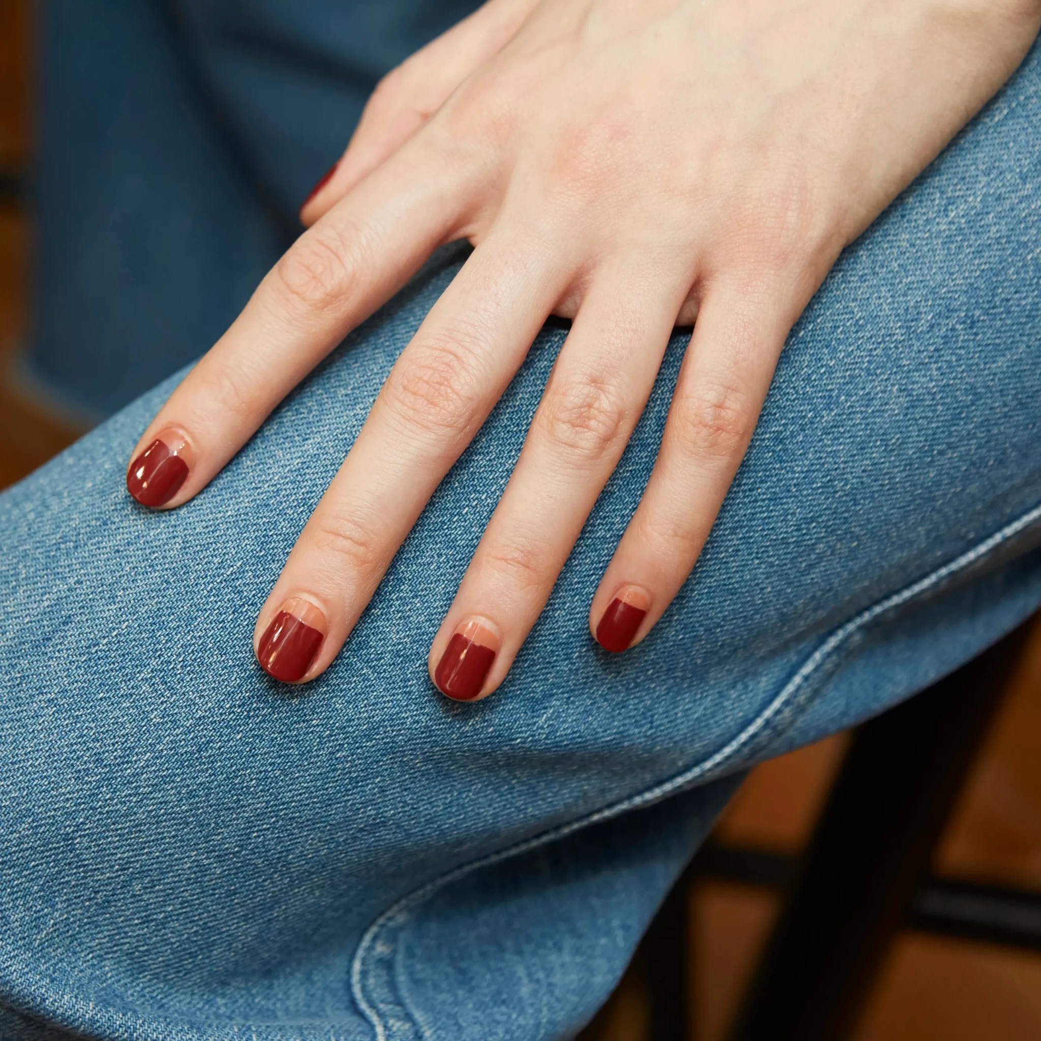 nails-brown.webp