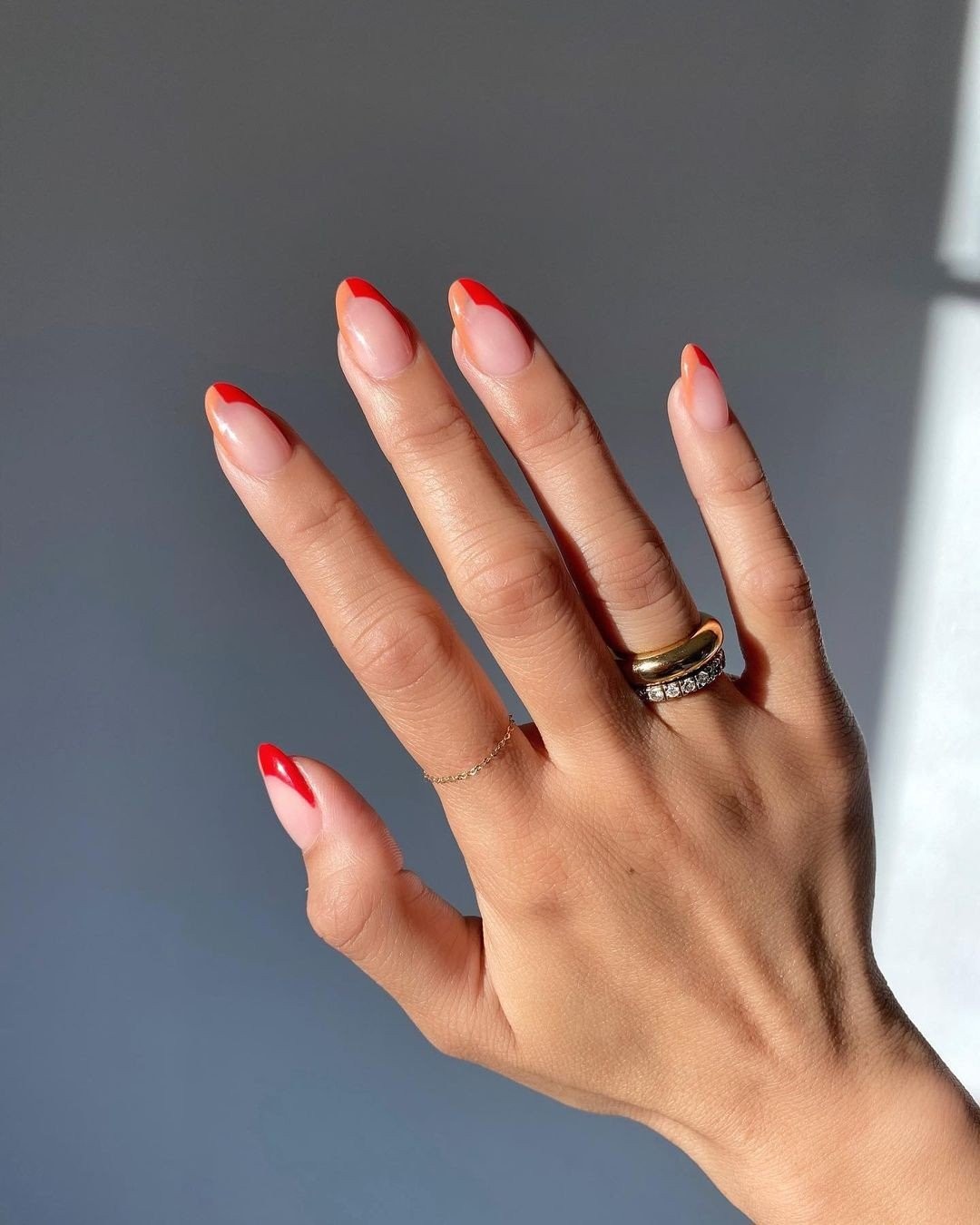nails french