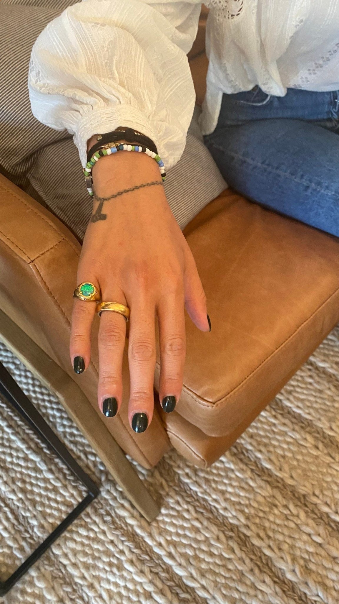 nails-VLlyw.jpg