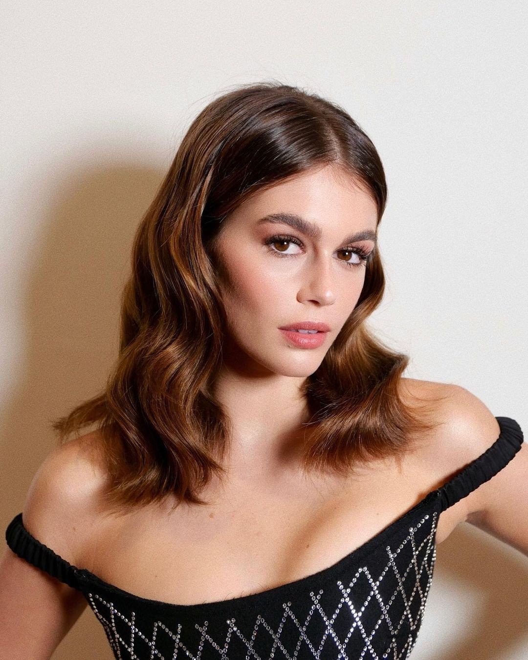 hair brunette