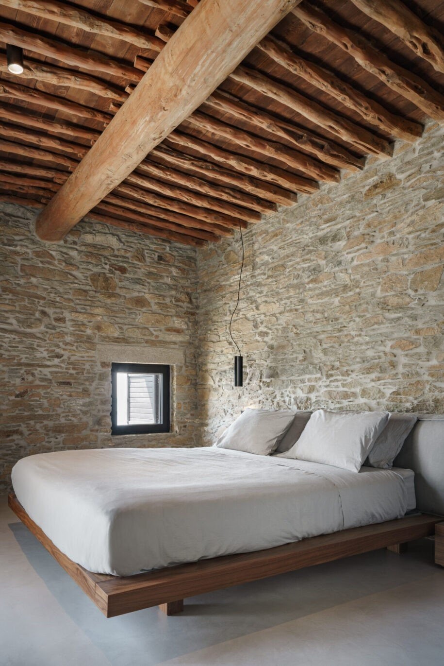 gkotsis-serafimidou-marmari-house-29-scaled-e1610576305448-nYUQ9.jpg