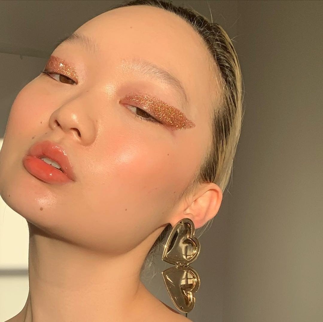 glitter-eyes.jpg