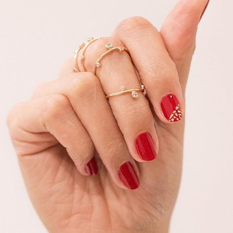 red-nails.jpg