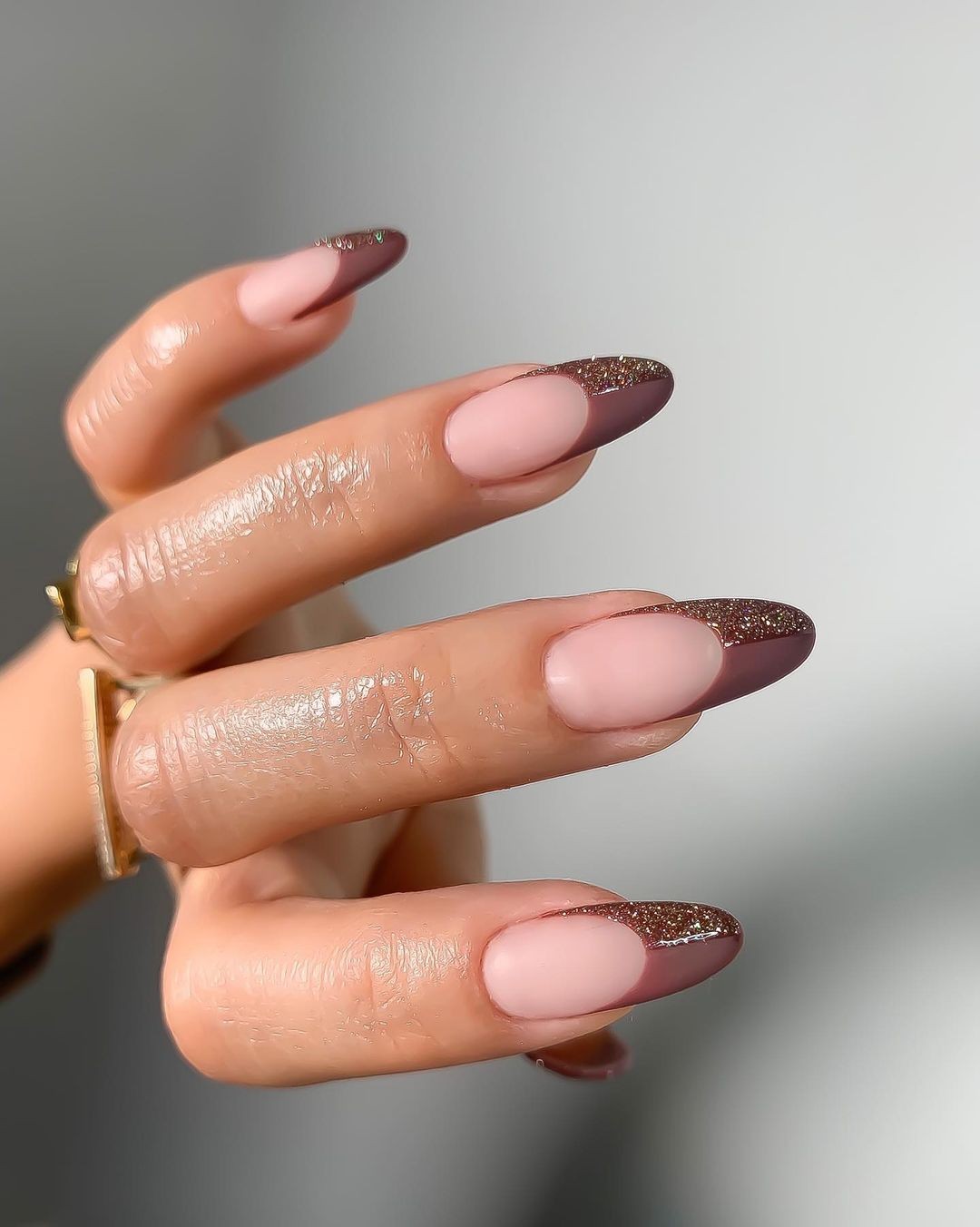 nails
