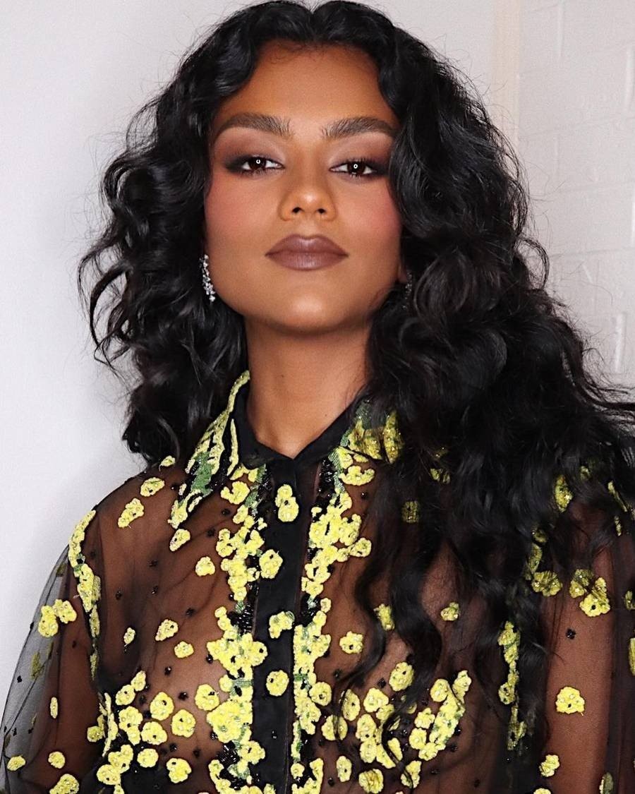 brown-lipstick.jpg