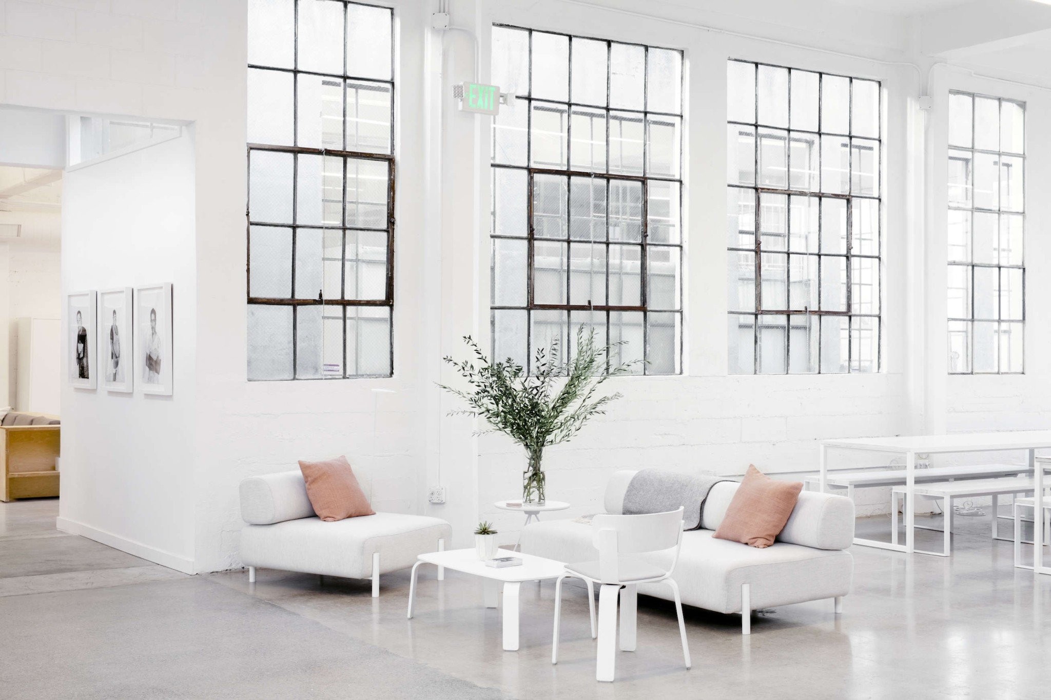 everlane-headquarters-sf-carlo-chavarria-photo-remodelista-10.jpg