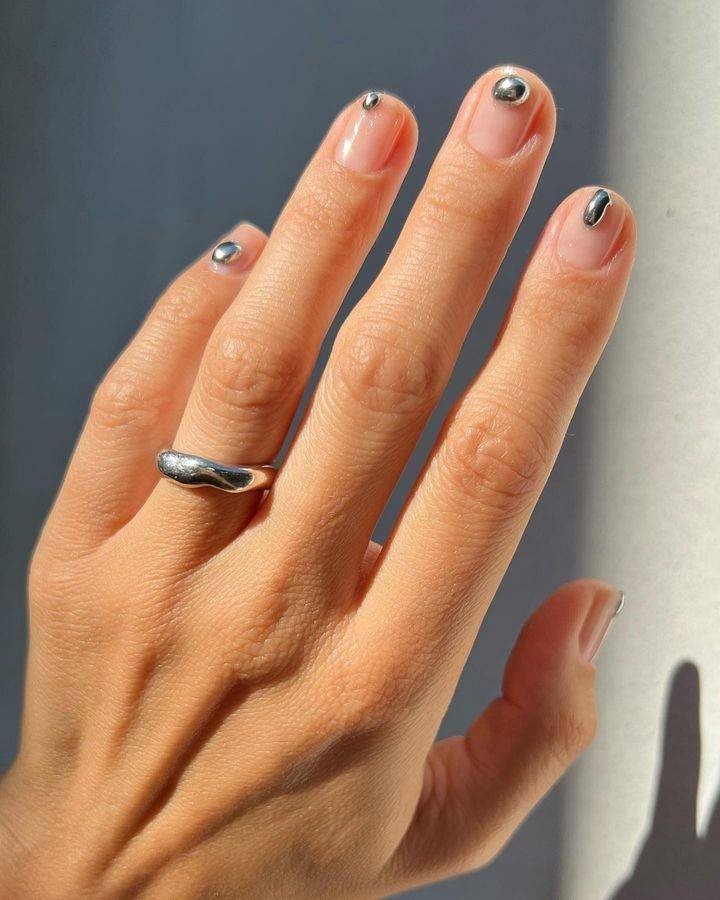 nails-8RvNj.jpg
