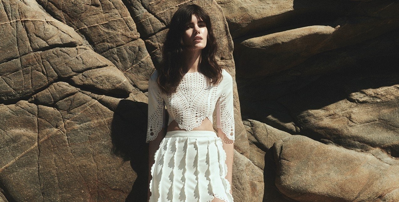Το ελληνικό fashion brand με τα χαρακτηριστικά laser-cut μοτίβα είναι η απόλυτη ﻿καλοκαιρινή επιλογή