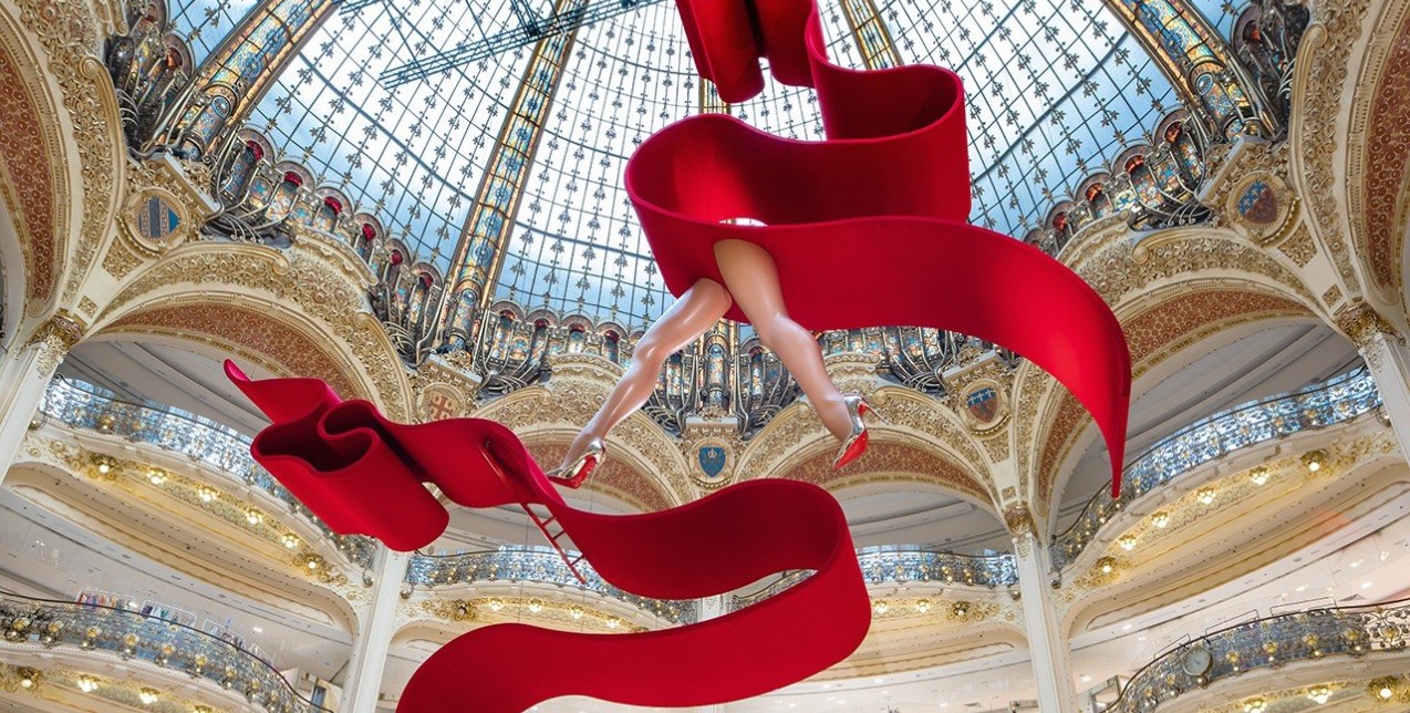 Ο Christian Louboutin γιορτάζει τον γαλλικό τρόπο ζωής, με στιλ