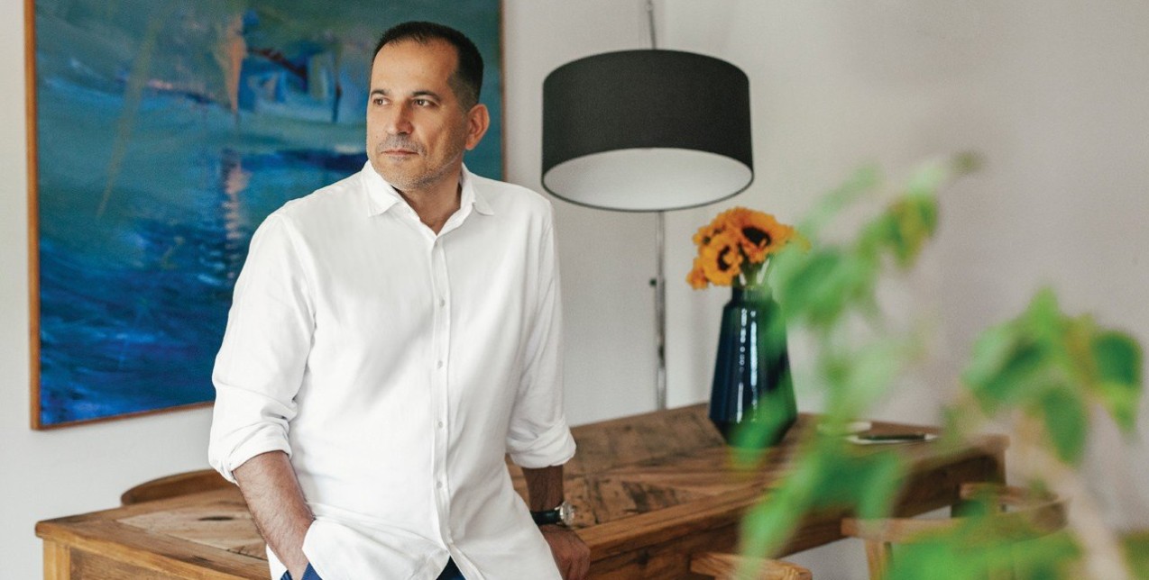 Η δύναμη της ανατροπής: Μια συνάντηση με τον υποψήφιο δήμαρχο Θεσσαλονίκης Σπύρο Πέγκα