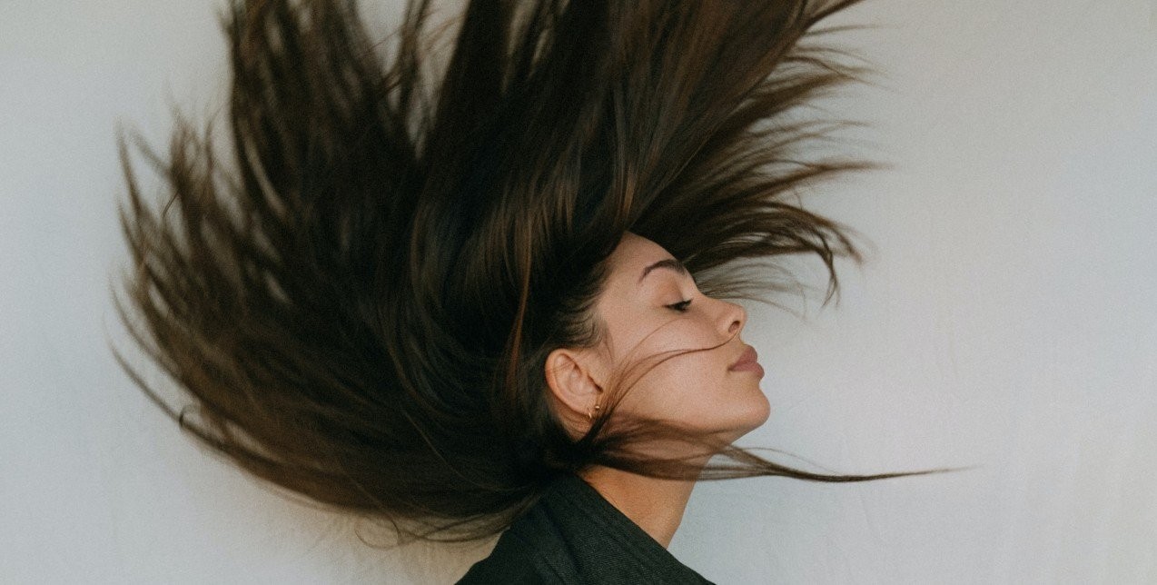 Οι καλύτερες βιταμίνες για να μακρύνουν τα μαλλιά σας 