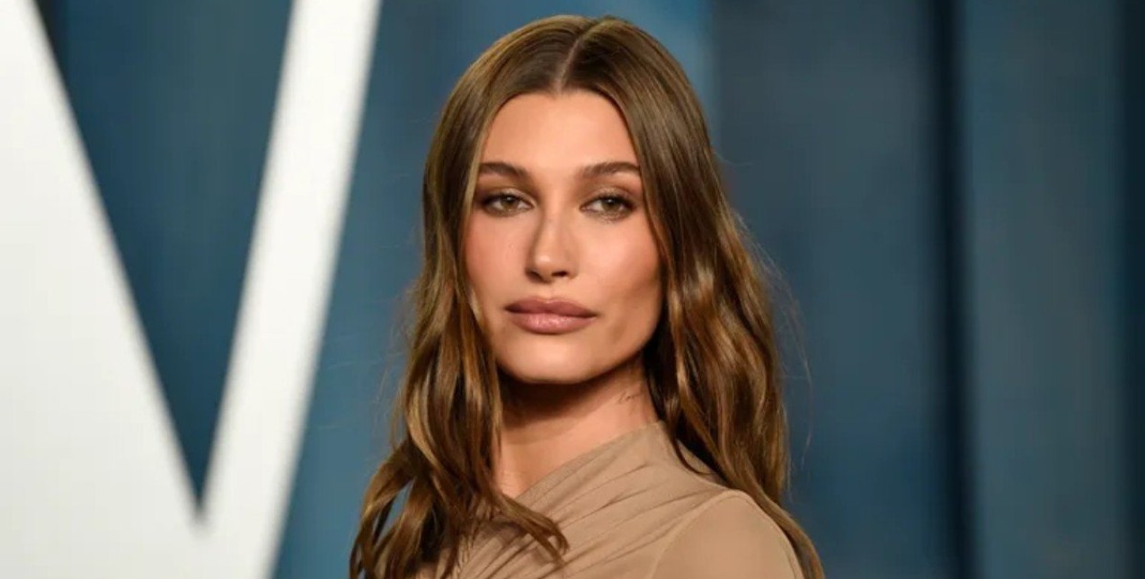 Η Hailey Bieber είπε δημόσια αυτό που σκέφτεται η κάθε γυναίκα στην εποχή των social media 