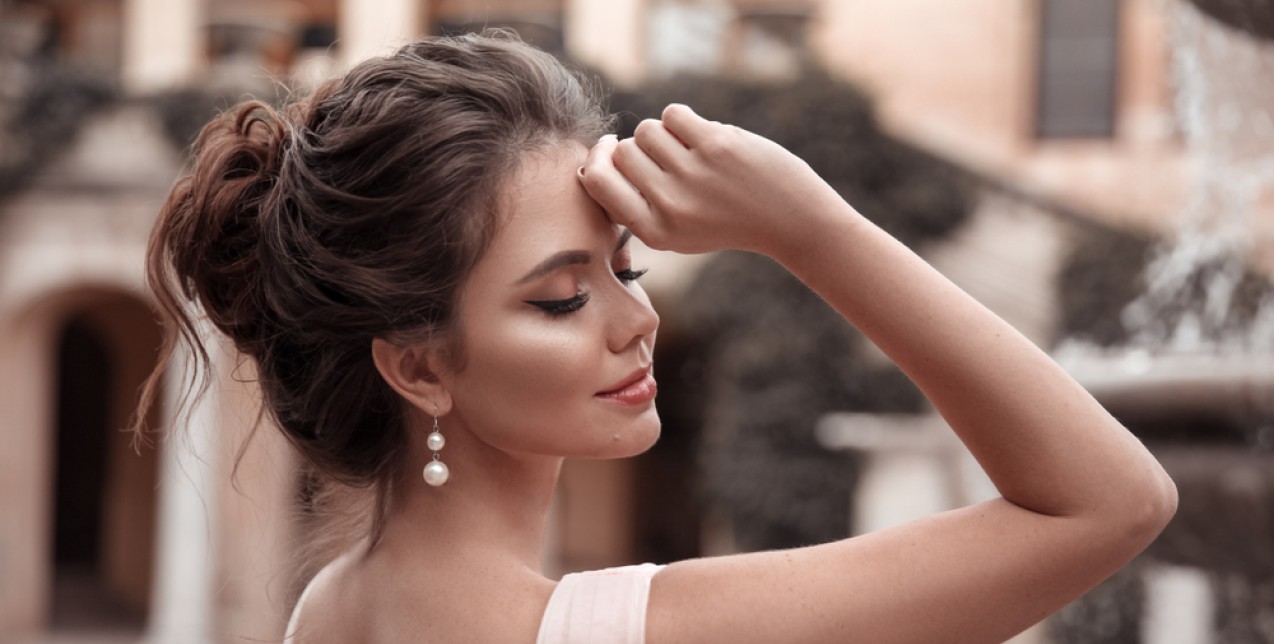 Νυφικό χτένισμα: Τα dos & don'ts των hair experts 